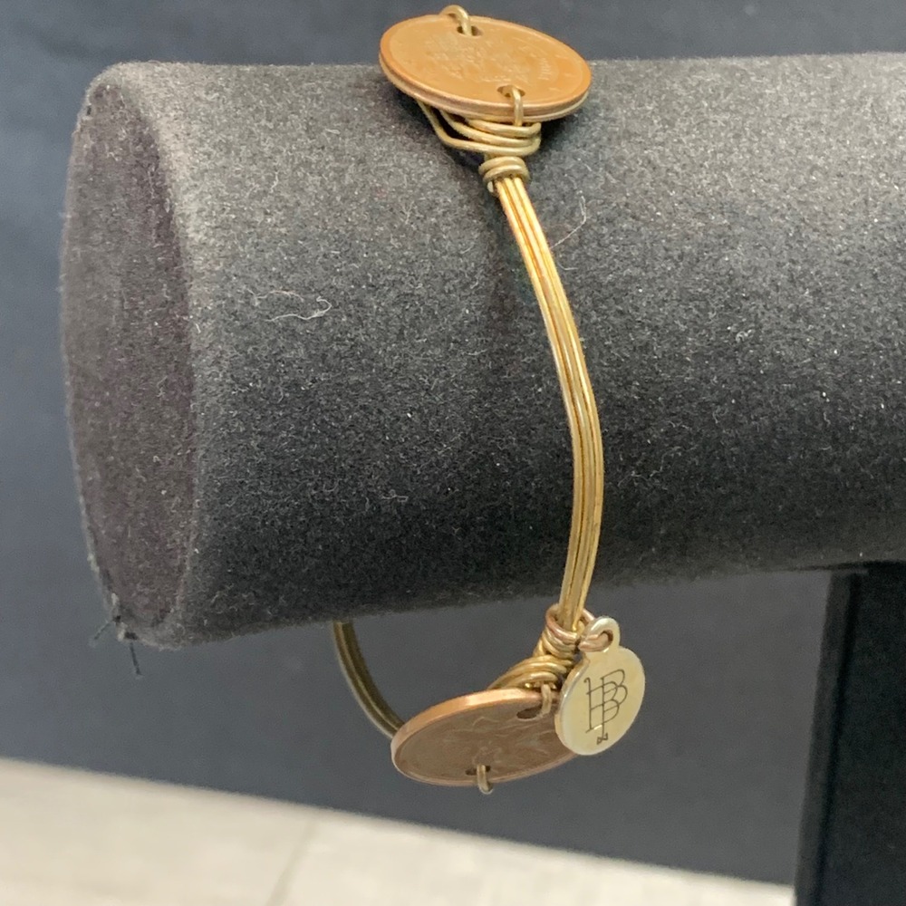 Bourbon and Boweties Gold Tone Wire Wrapped Bangle Bracelet Coin Canada Spain